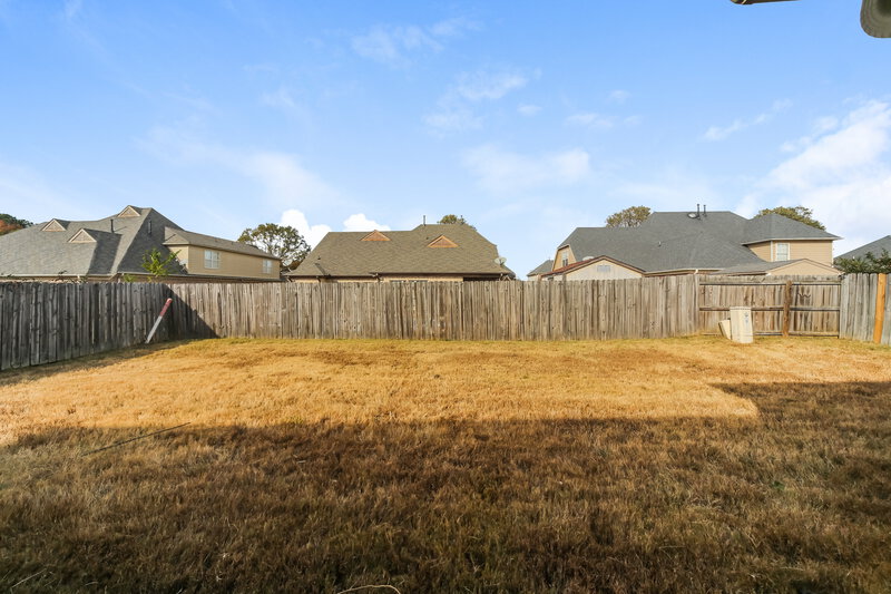 2,940/Mo, 7722 Driscoll St Memphis, TN 38125 Rear View 2