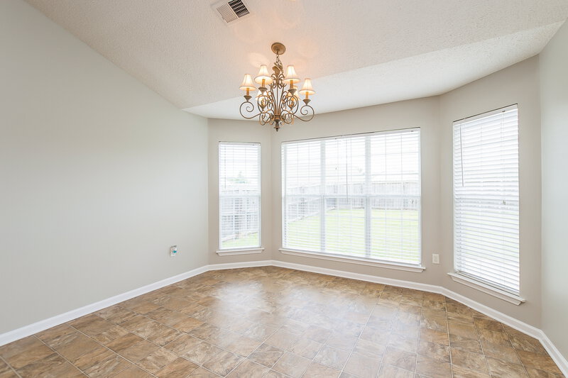 1,725/Mo, 1922 Cresent Ln Southaven, MS 38671 Living Roomlarge View 3