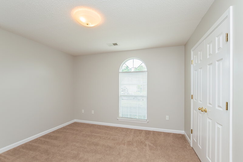 1,725/Mo, 1922 Cresent Ln Southaven, MS 38671 Bedroomlarge View 2
