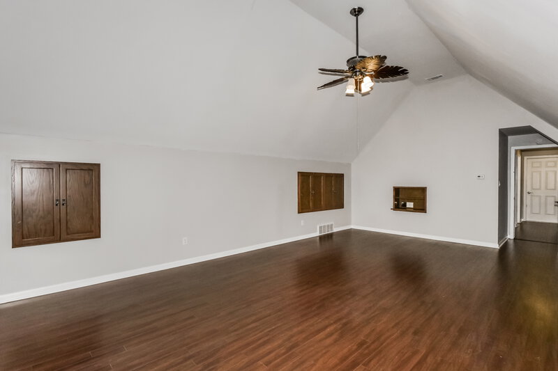 1,990/Mo, 8018 Jills Creek Dr Bartlett, TN 38133 Loft View