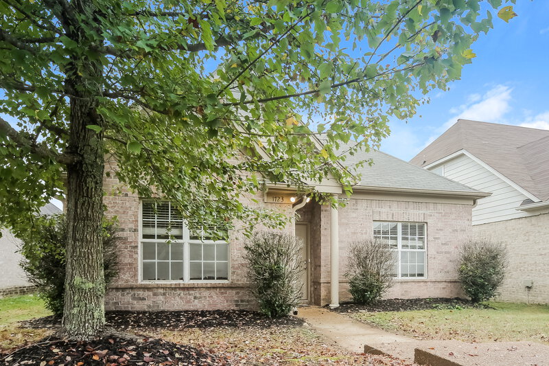 1,620/Mo, 1723 Brentford Cv Cordova, TN 38016 Front View 2