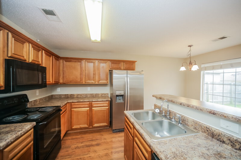 1,620/Mo, 1723 Brentford Cv Cordova, TN 38016 Kitchen View