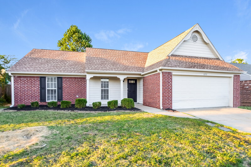 1,585/Mo, 10712 Oak Cir N Olive Branch, MS 38654 Front View