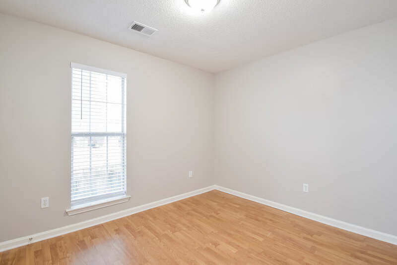 1,585/Mo, 10712 Oak Cir N Olive Branch, MS 38654 Bedroom View 2