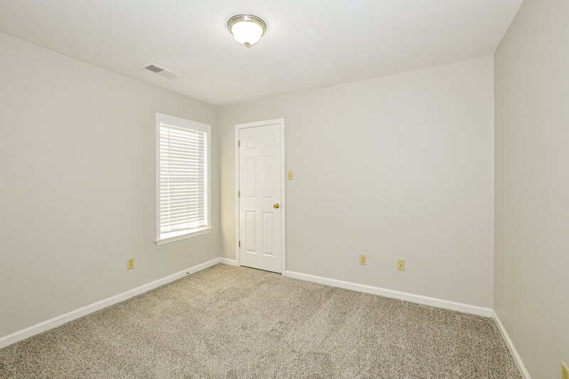 2,000/Mo, 1550 Far Dr Cordova, TN 38016 Bedroom View 3