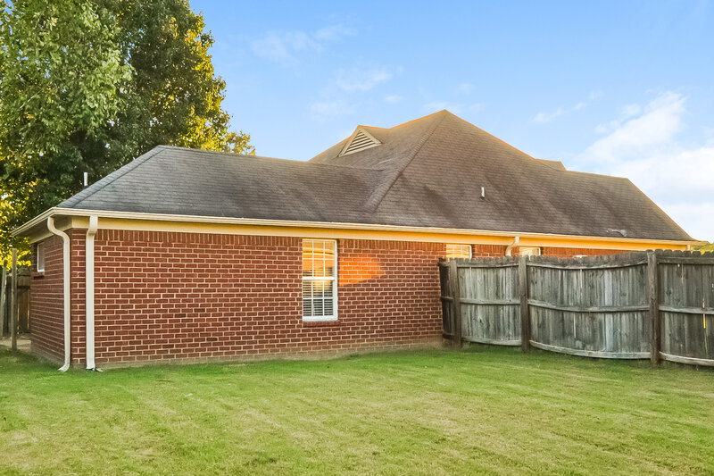 2,000/Mo, 1550 Far Dr Cordova, TN 38016 Rear View 3
