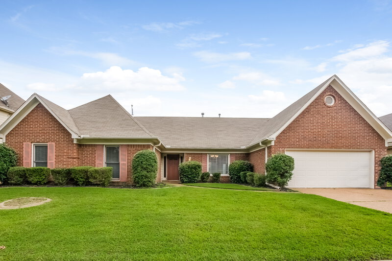 2,335/Mo, 10198 Woodland Hills Dr Cordova, TN 38018 External View