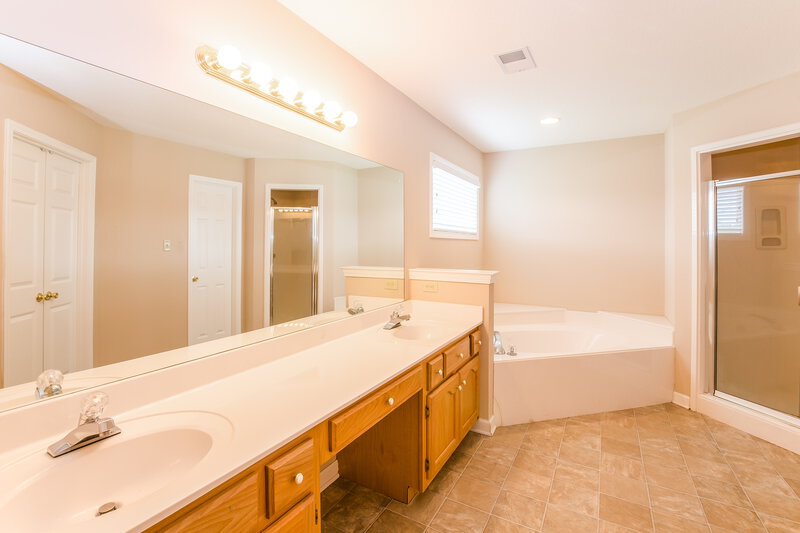 2,335/Mo, 10198 Woodland Hills Dr Cordova, TN 38018 Misc View 24