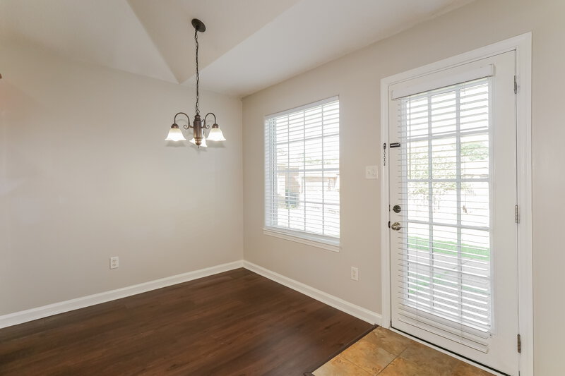1,635/Mo, 1719 Brentford Cv Cordova, TN 38016 Dining Room View
