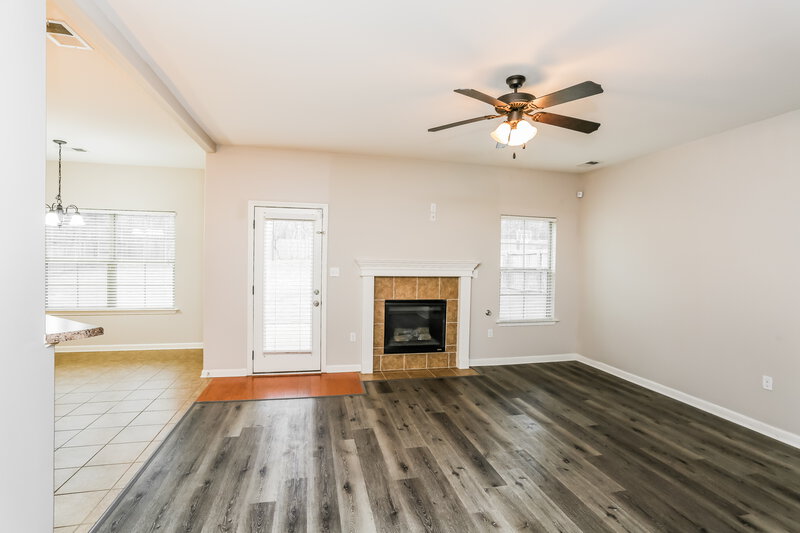 2,225/Mo, 6197 Vera Ln Olive Branch, MS 38654 Living Room View