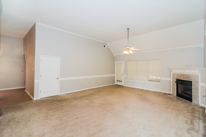 2,565/Mo, 2382 Bethany Dr Southaven, MS 38672 Living Room View