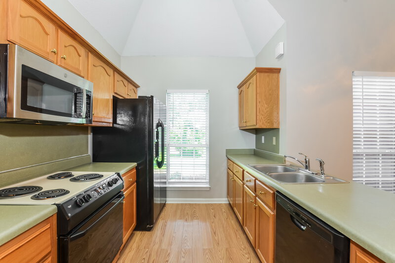 2,245/Mo, 2382 Bethany Dr Southaven, MS 38672 Kitchen View 2