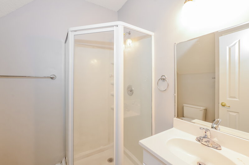 2,245/Mo, 2382 Bethany Dr Southaven, MS 38672 Main Bathroom View