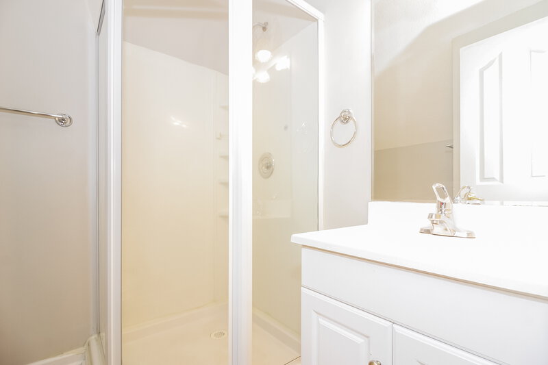 2,565/Mo, 2382 Bethany Dr Southaven, MS 38672 Bathroom View