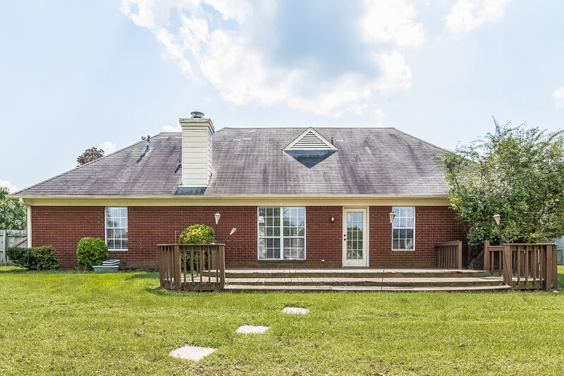 1,945/Mo, 2490 Heather Rdg Southaven, MS 38672 Rear View 2