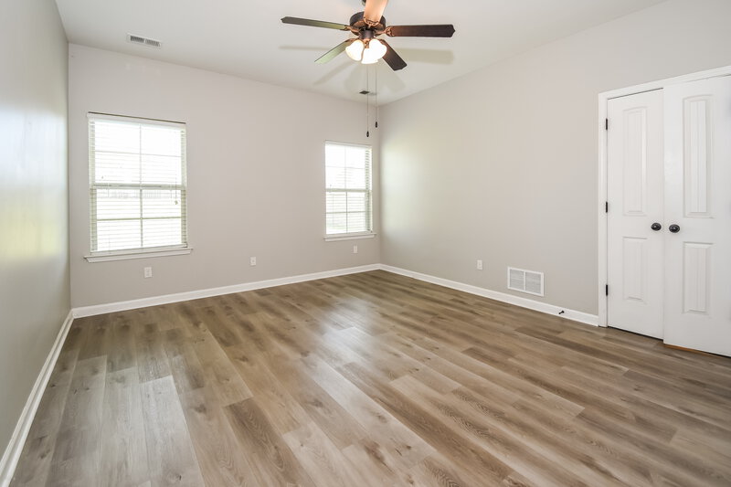 2,430/Mo, 6092 Vera Ln Olive Branch, MS 38654 Main Bedroom View