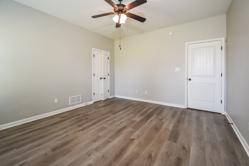 2,430/Mo, 6092 Vera Ln Olive Branch, MS 38654 Main Bedroom View 2