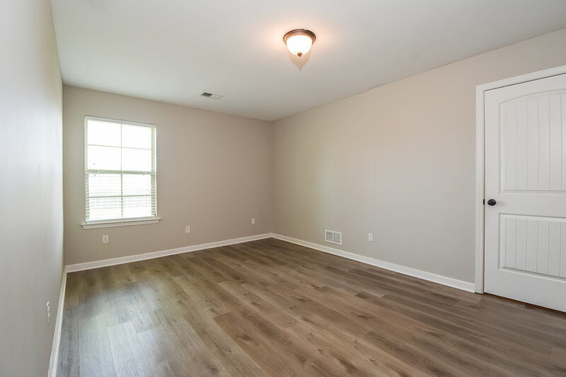 2,430/Mo, 6092 Vera Ln Olive Branch, MS 38654 Bedroom View 3