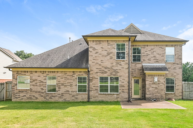 2,435/Mo, 6092 Vera Ln Olive Branch, MS 38654 Rear View