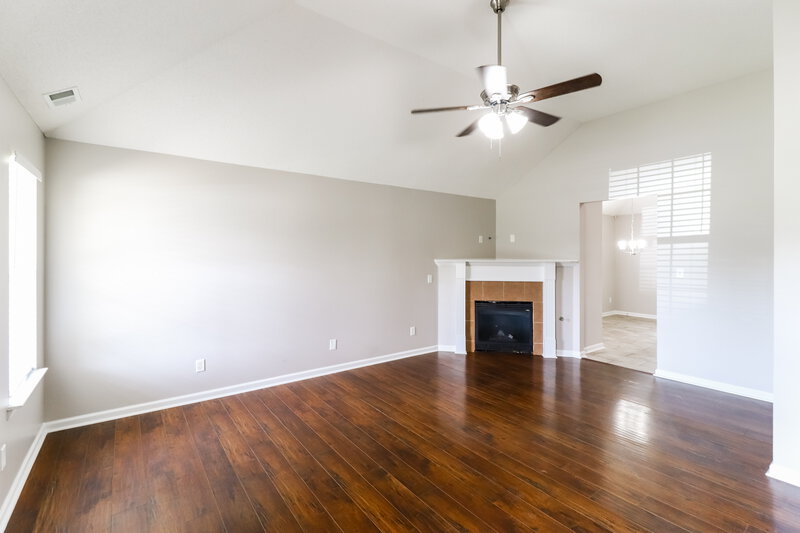 2,480/Mo, 8958 Settlers Path Olive Branch, MS 38654 Living Room View