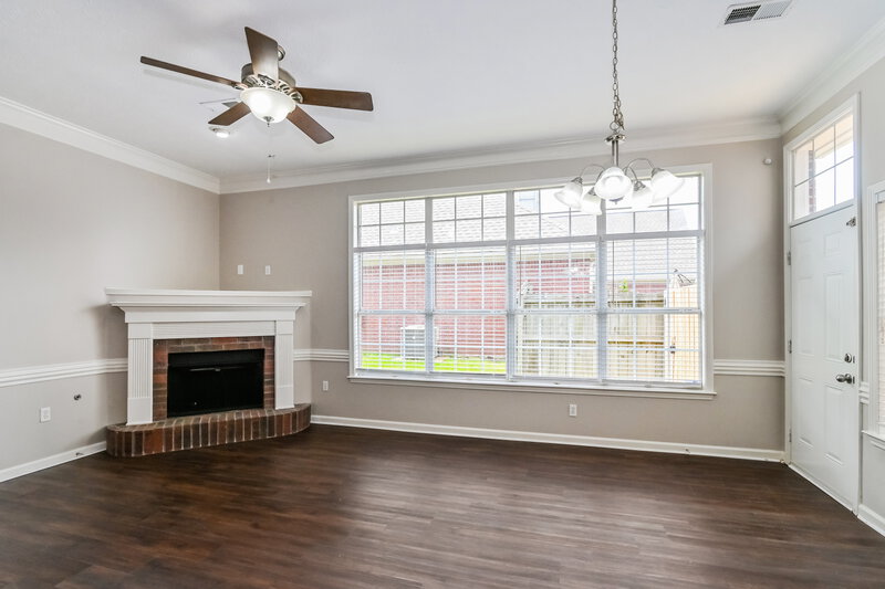 2,270/Mo, 6373 Braybourne Pl Olive Branch, MS 38654 Breakfast Nook View