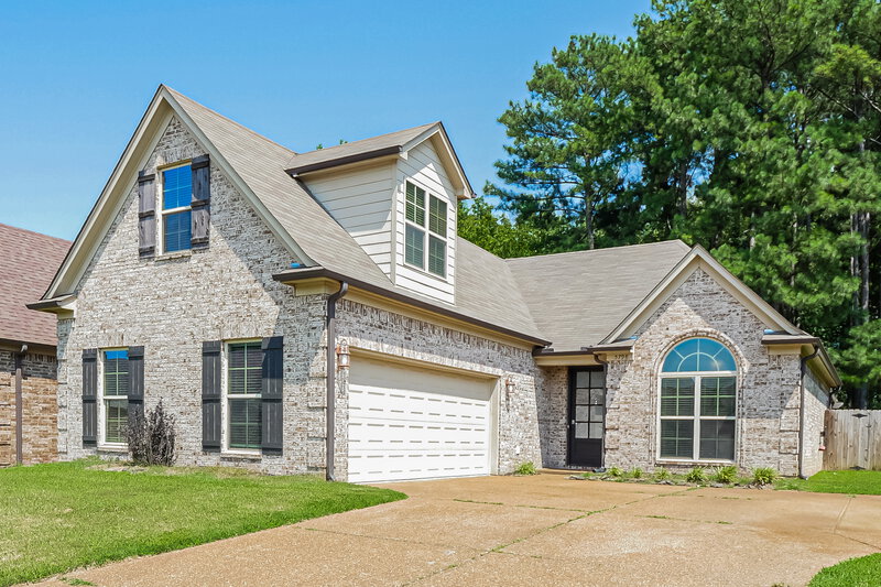 2,250/Mo, 5798 Bedford Loop W Southaven, MS 38672 Front View