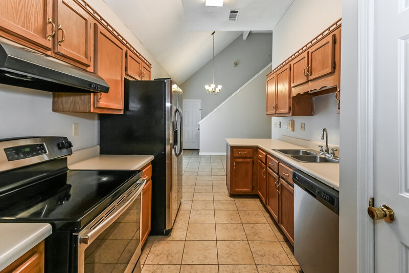 1,645/Mo, 7650 Davis Pkwy Southaven, MS 38671 Kitchen View 3