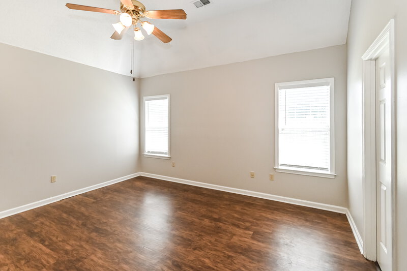 1,645/Mo, 7650 Davis Pkwy Southaven, MS 38671 Main Bedroom View