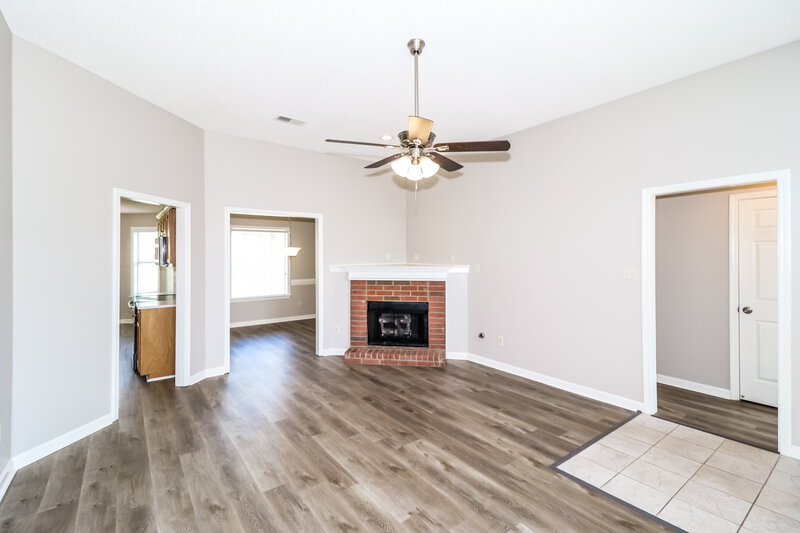 1,820/Mo, 1052 Mossy Knoll Dr Cordova, TN 38018 Living Room View 2