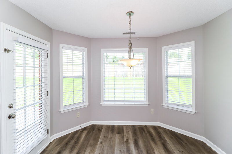 1,820/Mo, 1052 Mossy Knoll Dr Cordova, TN 38018 Breakfast Nook View