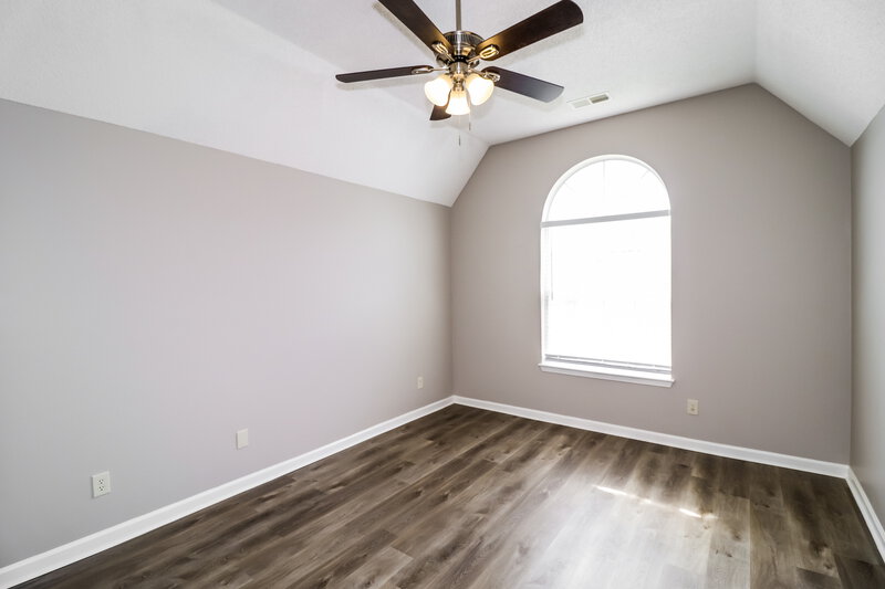 1,820/Mo, 1052 Mossy Knoll Dr Cordova, TN 38018 Main Bedroom View 2
