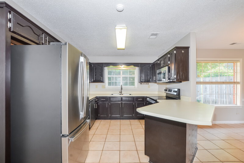 2,000/Mo, 6641 Bright Star Ln Bartlett, TN 38134 Kitchen View