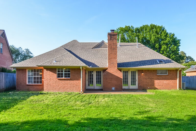 2,000/Mo, 6641 Bright Star Ln Bartlett, TN 38134 Rear View