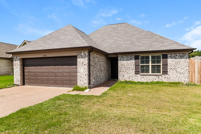 2,890/Mo, 9466 Darren Cir S Cordova, TN 38018 Front View