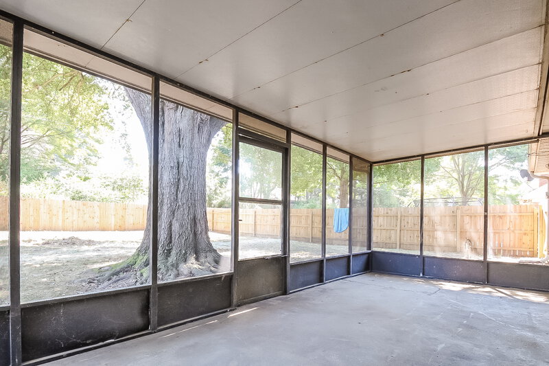 1,815/Mo, 6170 Chickasaw Dr Olive Branch, MS 38654 Sun Room View