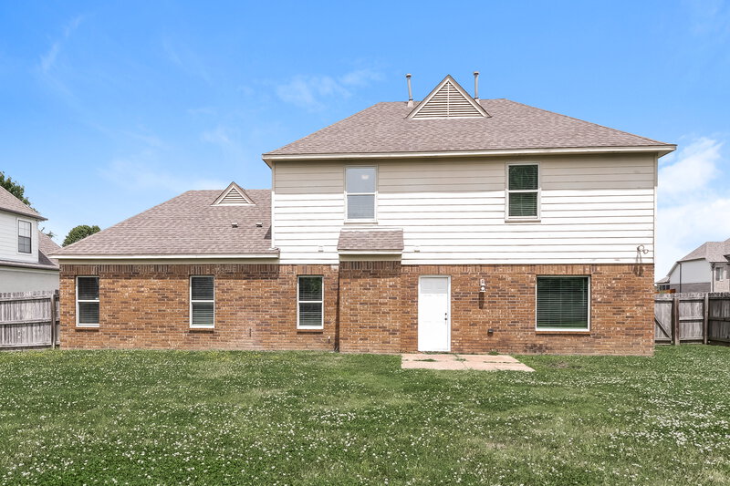 2,120/Mo, 170 Misty Fields Rd Oakland, TN 38060 Rear View 2