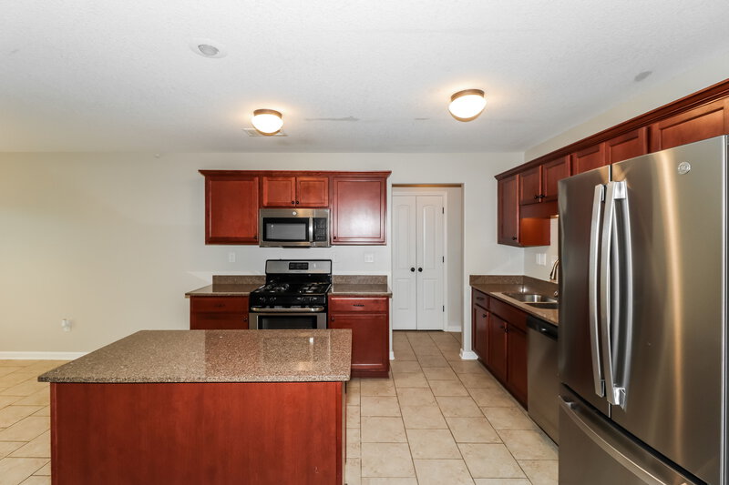 2,770/Mo, 65 Willow Springs Dr Oakland, TN 38060 Kitchen View