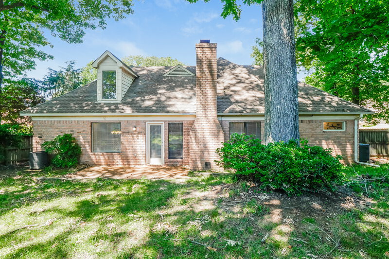 2,270/Mo, 6601 Baird Cv Bartlett, TN 38135 Rear View