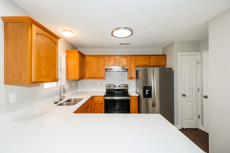 2,220/Mo, 1401 Marhill Cv Cordova, TN 38016 Kitchen View