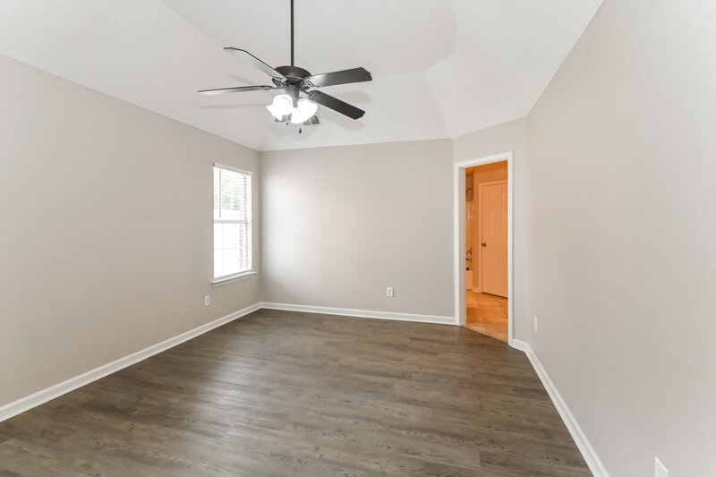 2,230/Mo, 3058 N Wren St Hernando, MS 38632 Main Bedroom View