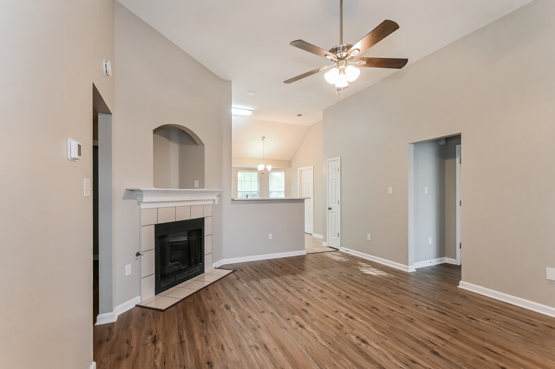 1,855/Mo, 5732 Lancaster Dr Olive Branch, MS 38654 Living Room View