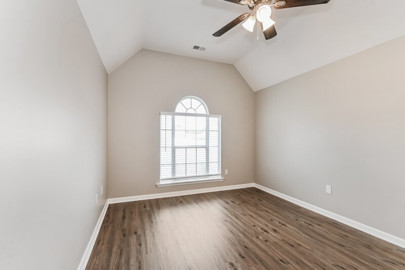 1,855/Mo, 5732 Lancaster Dr Olive Branch, MS 38654 Main Bedroom View 2