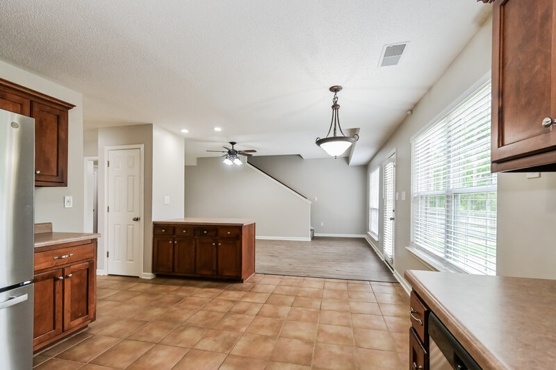 1,790/Mo, 7804 Keely Cv Olive Branch, MS 38654 Living Room View 3