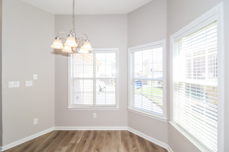 2,310/Mo, 1260 Whitten Rd Memphis, TN 38134 Dining Room View