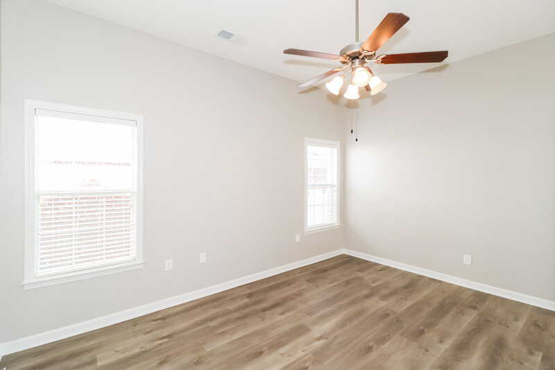 2,310/Mo, 1260 Whitten Rd Memphis, TN 38134 Main Bedroom View