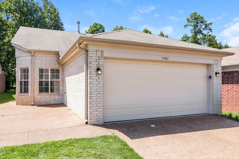 2,310/Mo, 1260 Whitten Rd Memphis, TN 38134 Rear View