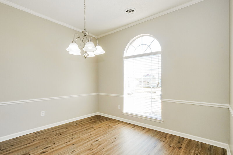 2,375/Mo, 4455 Jonsey Ln Memphis, TN 38125 Dining Room View