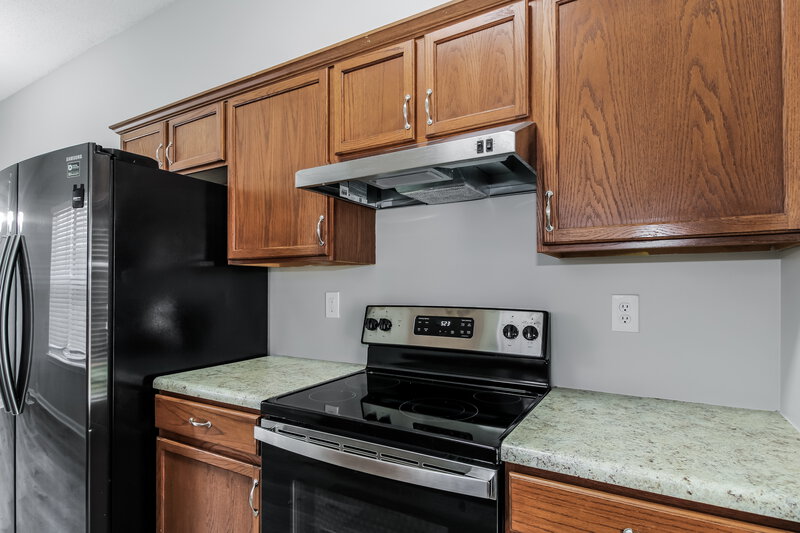 1,585/Mo, 6872 Mikayla Ln Cordova, TN 38018 Kitchen View