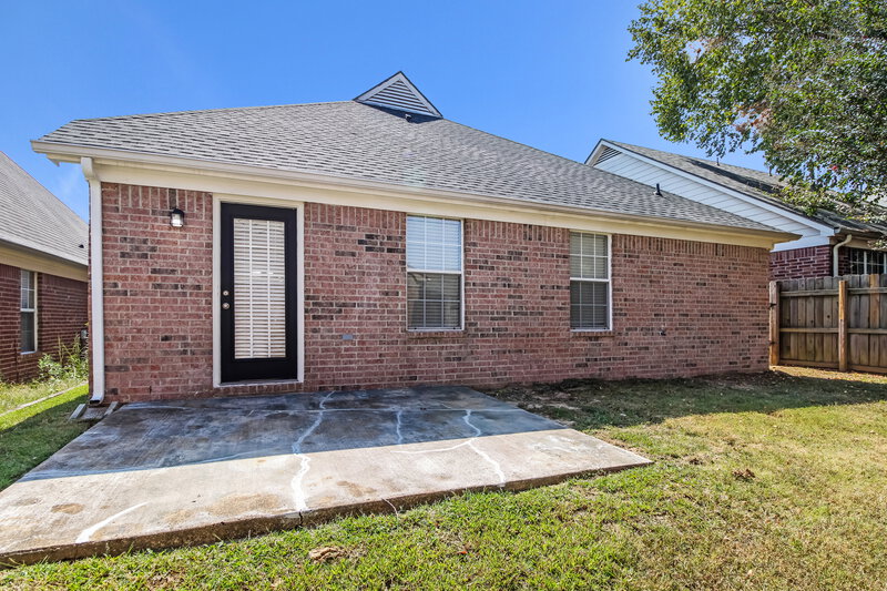 1,585/Mo, 6872 Mikayla Ln Cordova, TN 38018 Rear View