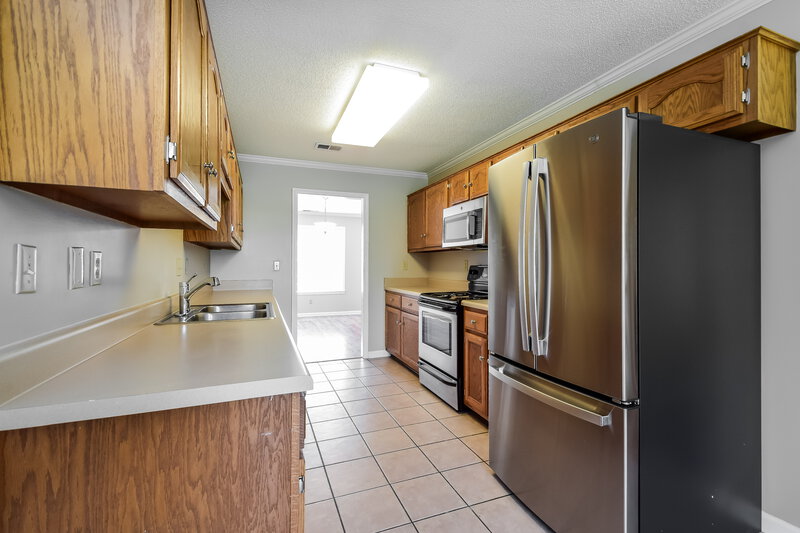 2,530/Mo, 1388 Big Ben N Hernando, MS 38632 Kitchen View 2